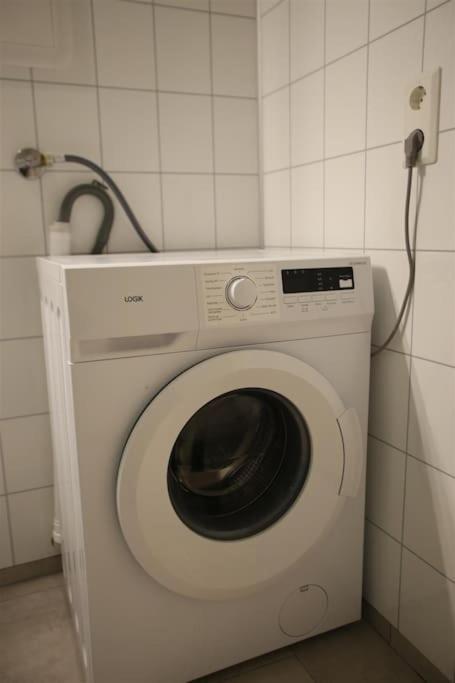Sentral Leilighet Med 3 Soverom Harstad Esterno foto